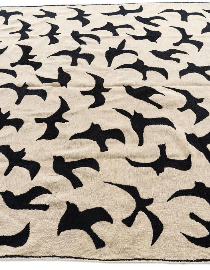 Detail image of  6' 8 x 9' 8  Hand Woven Kilim Suzani Wool Rug