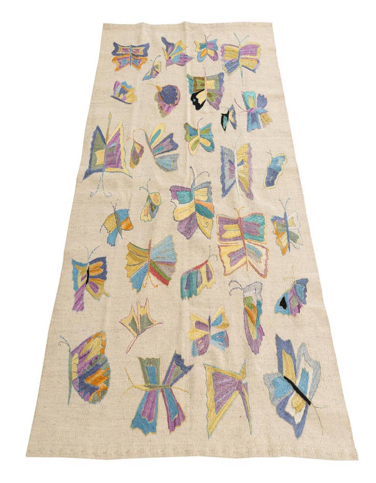 Detail image of  4' 1 x 5' 9  Hand Woven Kilim Suzani Wool Rug