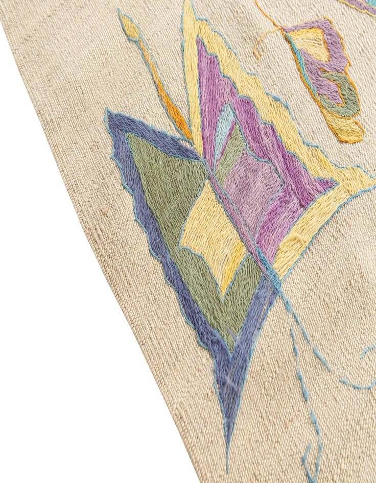 Detail image of  4' 1 x 5' 9  Hand Woven Kilim Suzani Wool Rug