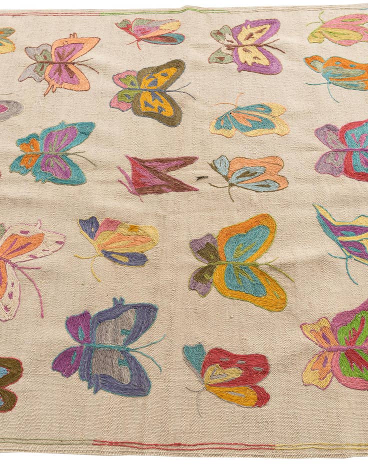 Detail image of  4' 3 x 5' 7  Hand Woven Kilim Suzani Wool Rug