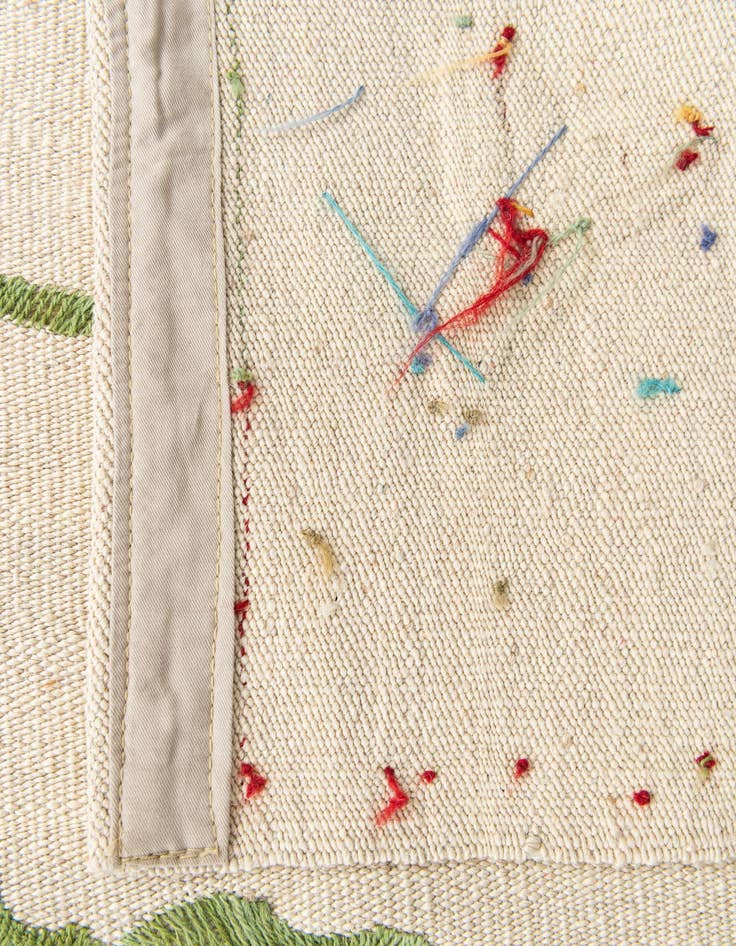Detail image of  5' 1 x 6' 4  Hand Woven Kilim Suzani Wool Rug