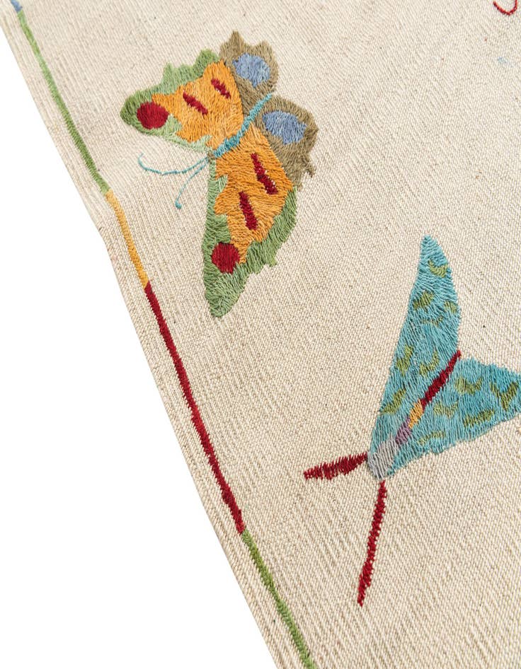 Detail image of  5' 1 x 6' 4  Hand Woven Kilim Suzani Wool Rug