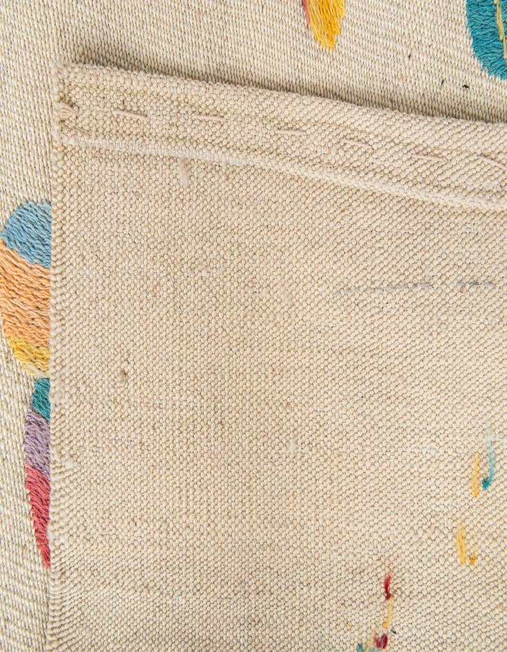 Detail image of  5' 1 x 6' 2  Hand Woven Kilim Suzani Wool Rug