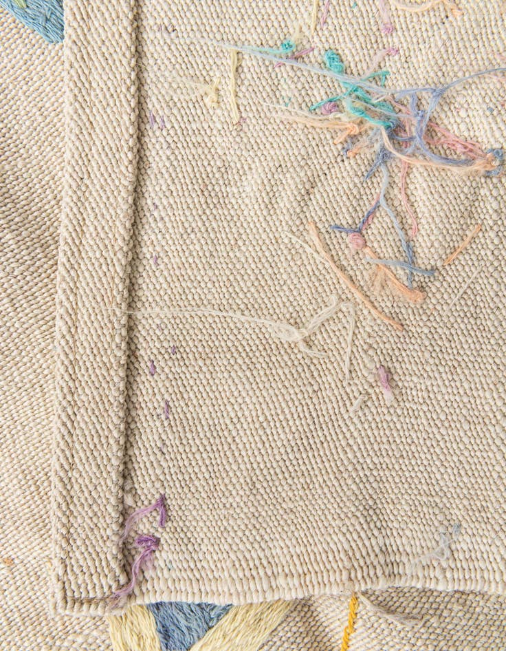 Detail image of  4' 6 x 6' 4  Hand Woven Kilim Suzani Wool Rug