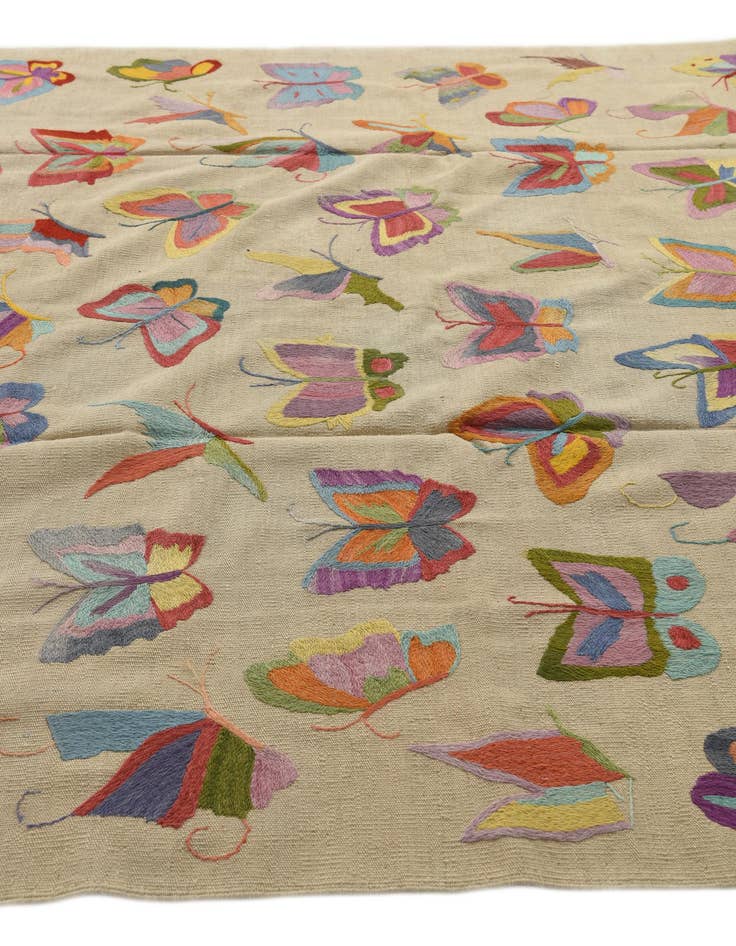 Detail image of  6' 7 x 9' 2  Hand Woven Kilim Suzani Wool Rug