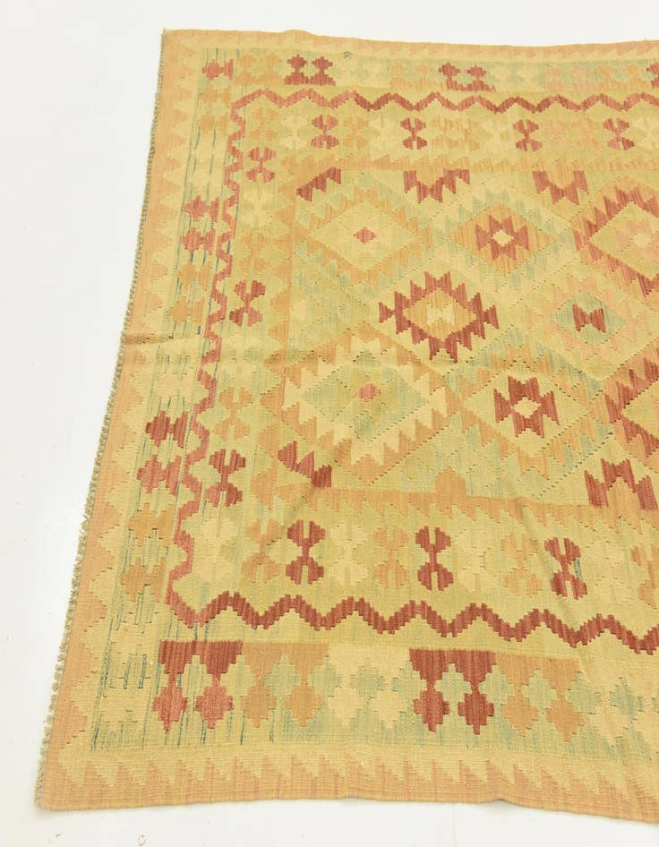 Detail image of  4' 9 x 6' 8  Hand Woven Kilim Waziri Wool Rug