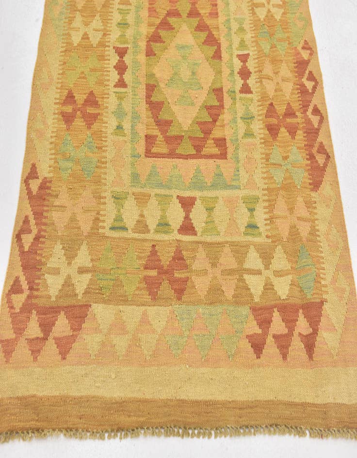 Detail image of  3' 4 x 5'  Hand Woven Kilim Waziri Wool Rug