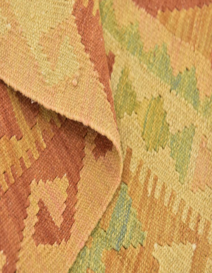 Detail image of  3' 4 x 5'  Hand Woven Kilim Waziri Wool Rug