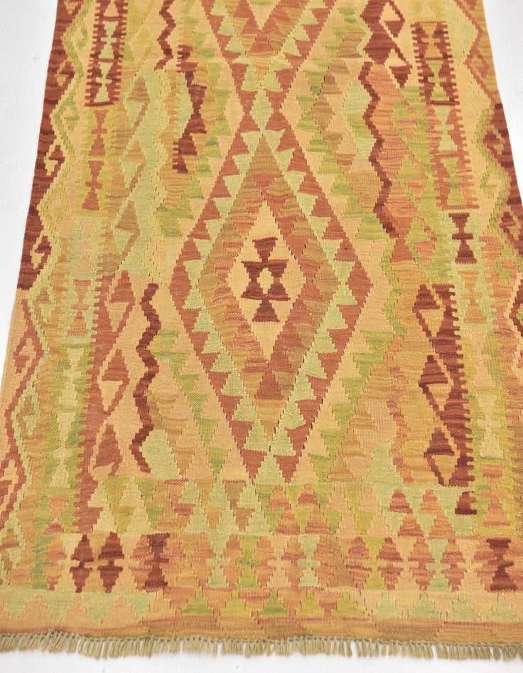 Detail image of  3' 3 x 5' 2  Hand Woven Kilim Waziri Wool Rug