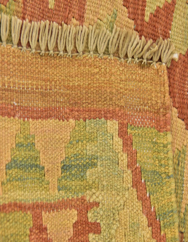 Detail image of  3' 3 x 5' 2  Hand Woven Kilim Waziri Wool Rug