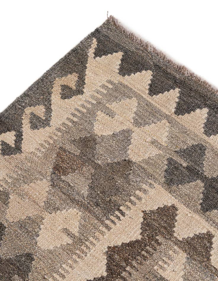 Detail image of  6' 11 x 9' 7  Hand Woven Kundan Kilim Wool Rug