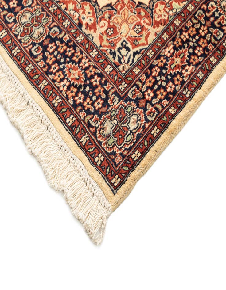 Detail image of  4' 2 x 6' 3  Hand Knotted Lahour Oriental Wool Rug