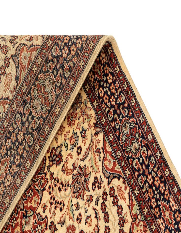 Detail image of  4' 2 x 6' 3  Hand Knotted Lahour Oriental Wool Rug