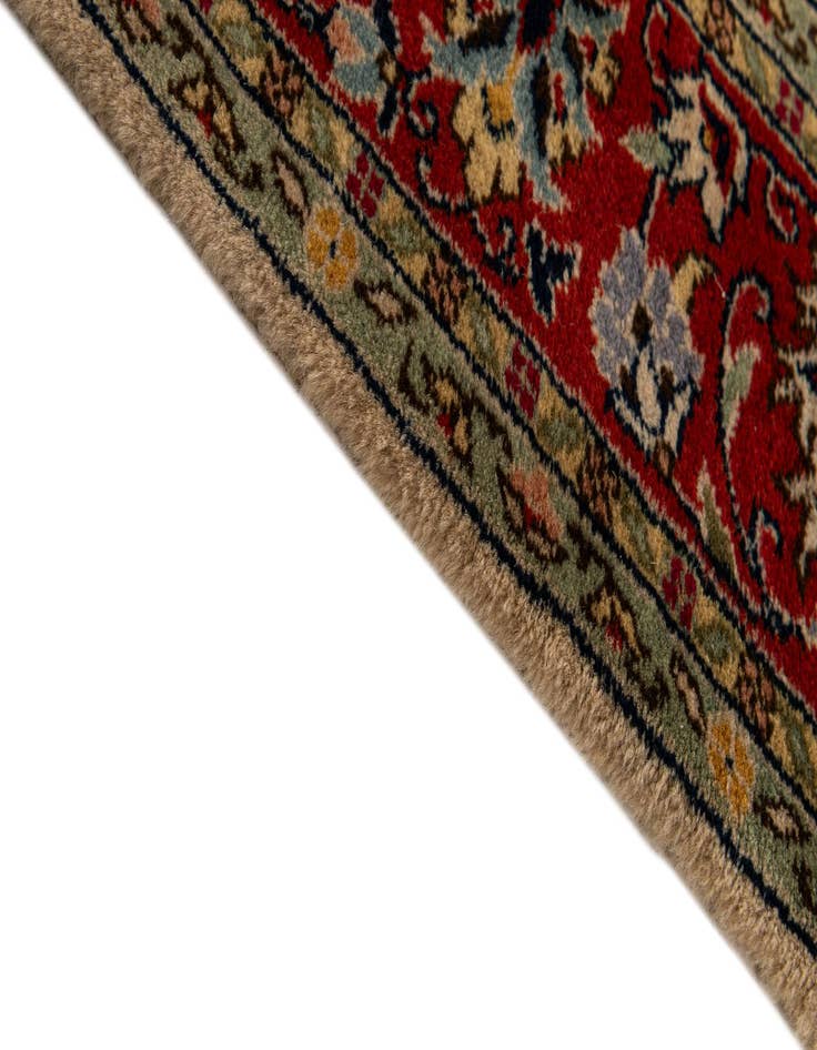 Detail image of  4' 11 x 6' 10  Hand Knotted Lahour Wool Rug