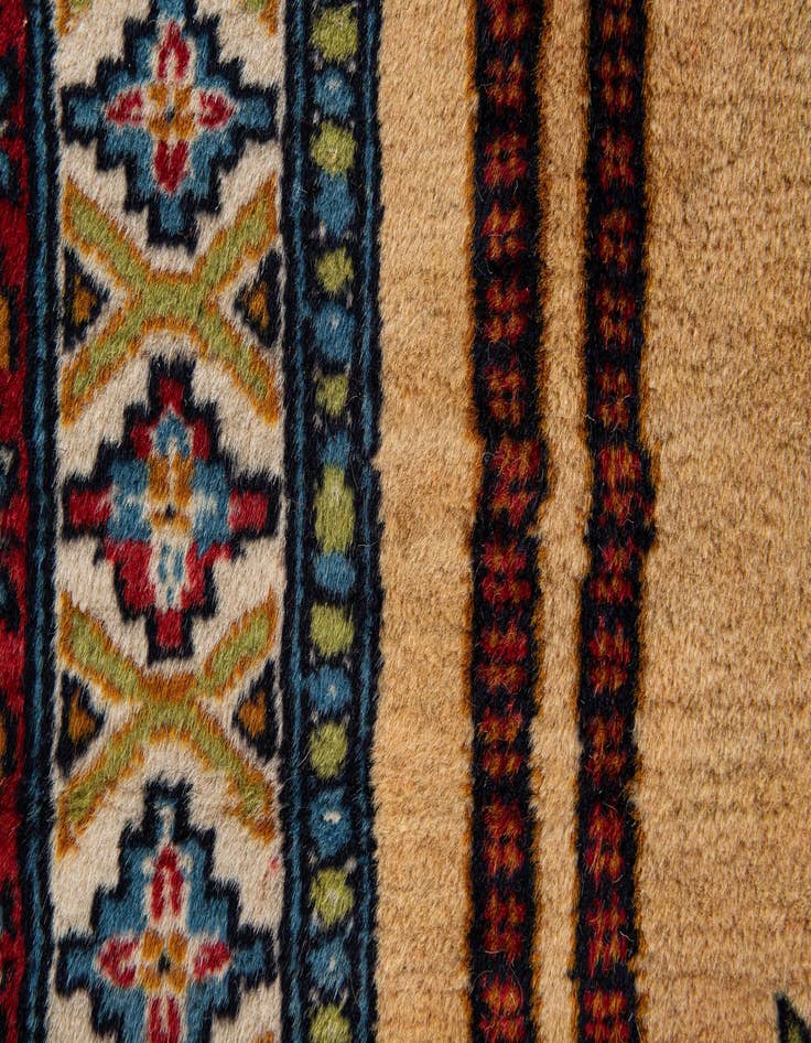 Detail image of  3' 1 x 4' 7  Hand Knotted Lahour Oriental Wool Rug