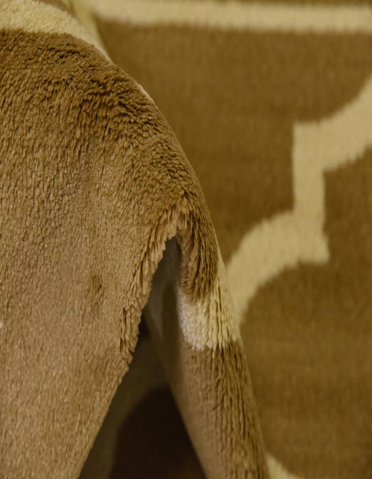 Detail image of  5' 3 x 7' 2 Lattice Rug