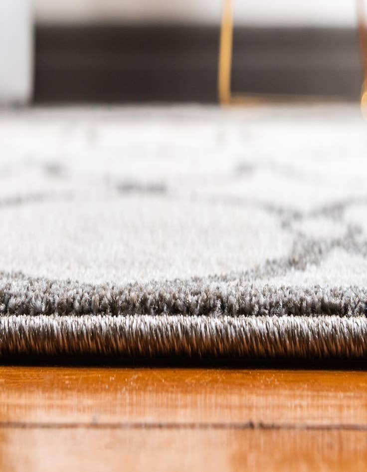 Detail image of  9' x 12' Lattice Rug