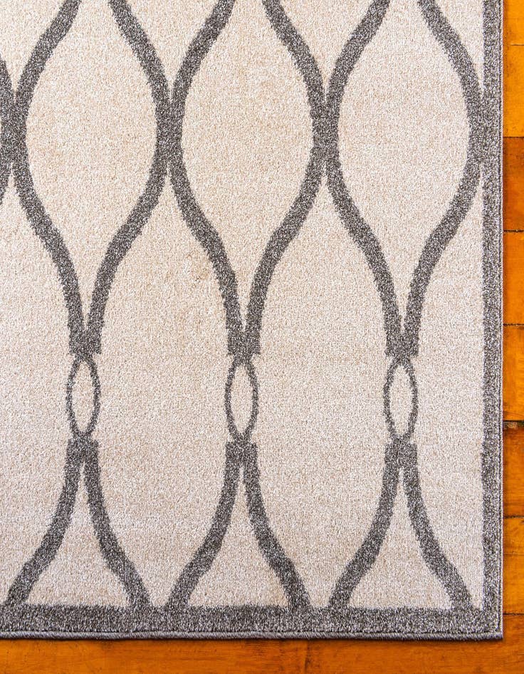 Detail image of  9' x 12' Lattice Rug