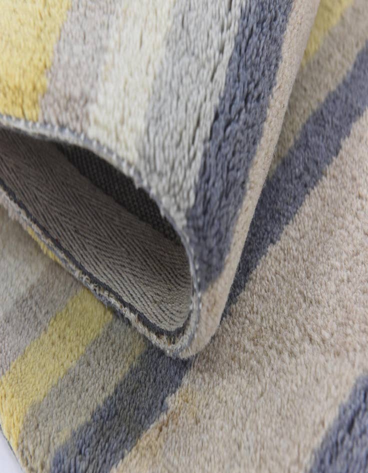 Detail image of  3' 9 x 5' 7 Luna Wool Rug