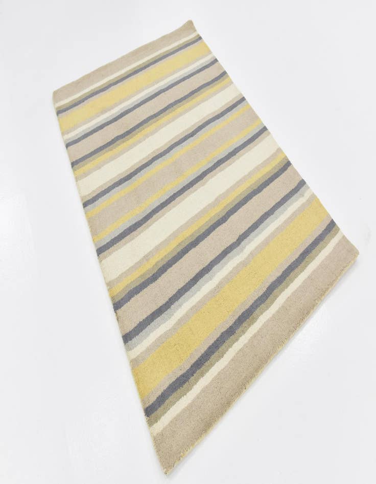 Detail image of  4' x 5' 8 Luna Wool Rug