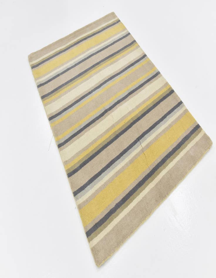 Detail image of  4' x 5' 8 Luna Wool Rug