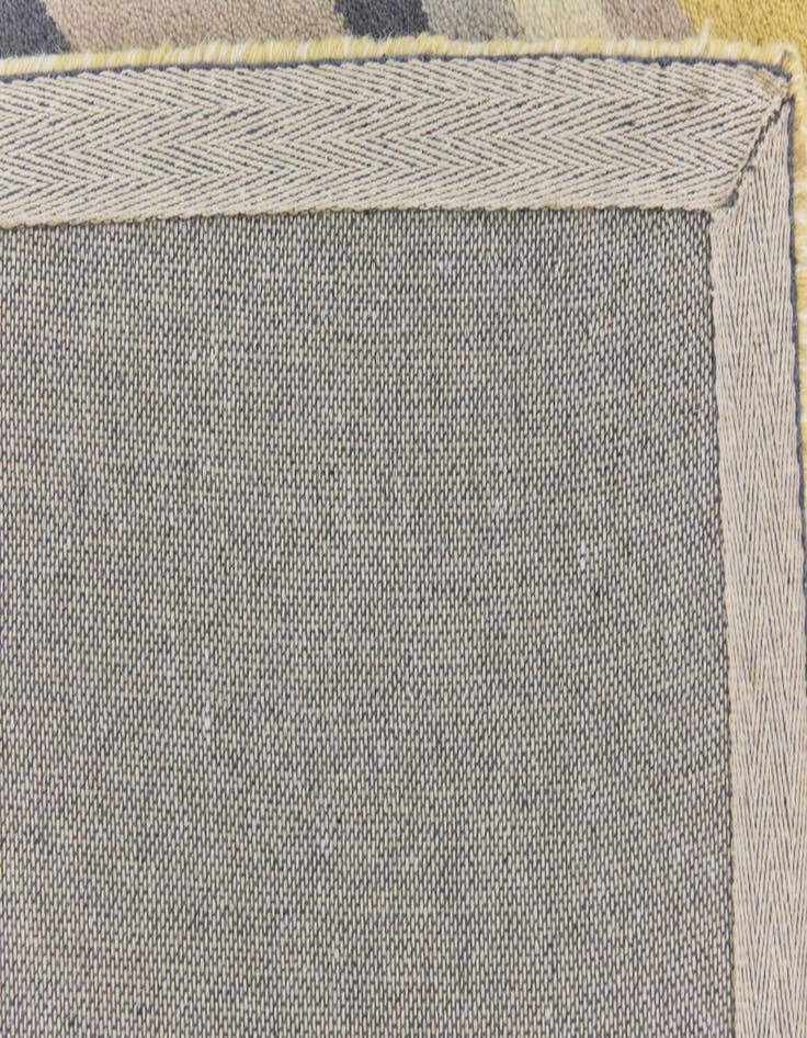 Detail image of  4' x 5' 6 Luna Wool Rug