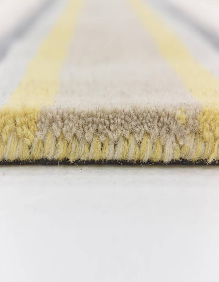 Detail image of  4' x 5' 8 Luna Wool Rug