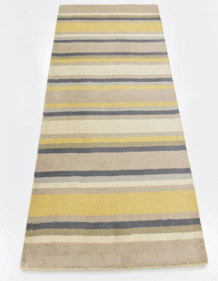 Detail image of  4' x 5' 6 Luna Wool Rug
