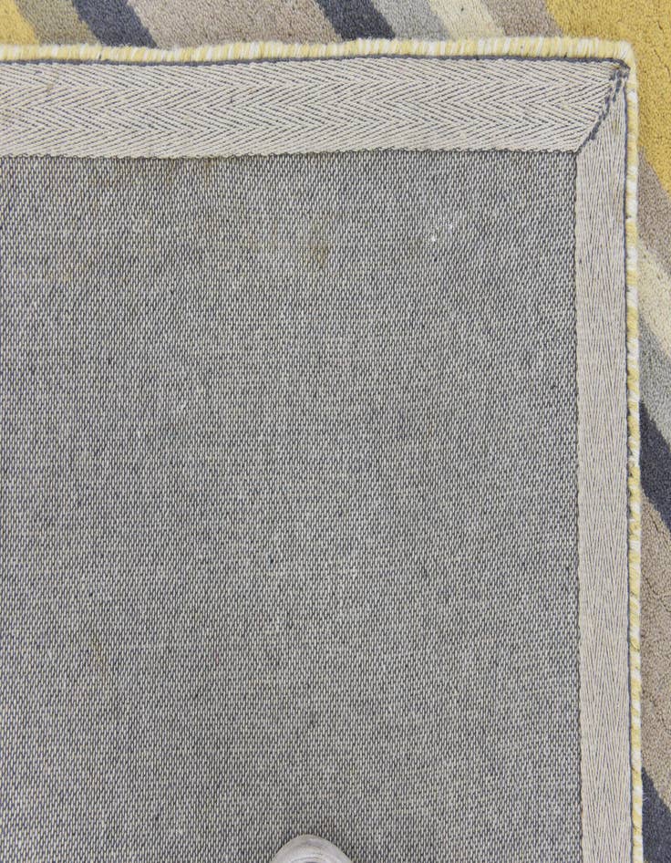 Detail image of  4' x 5' 6 Luna Wool Rug