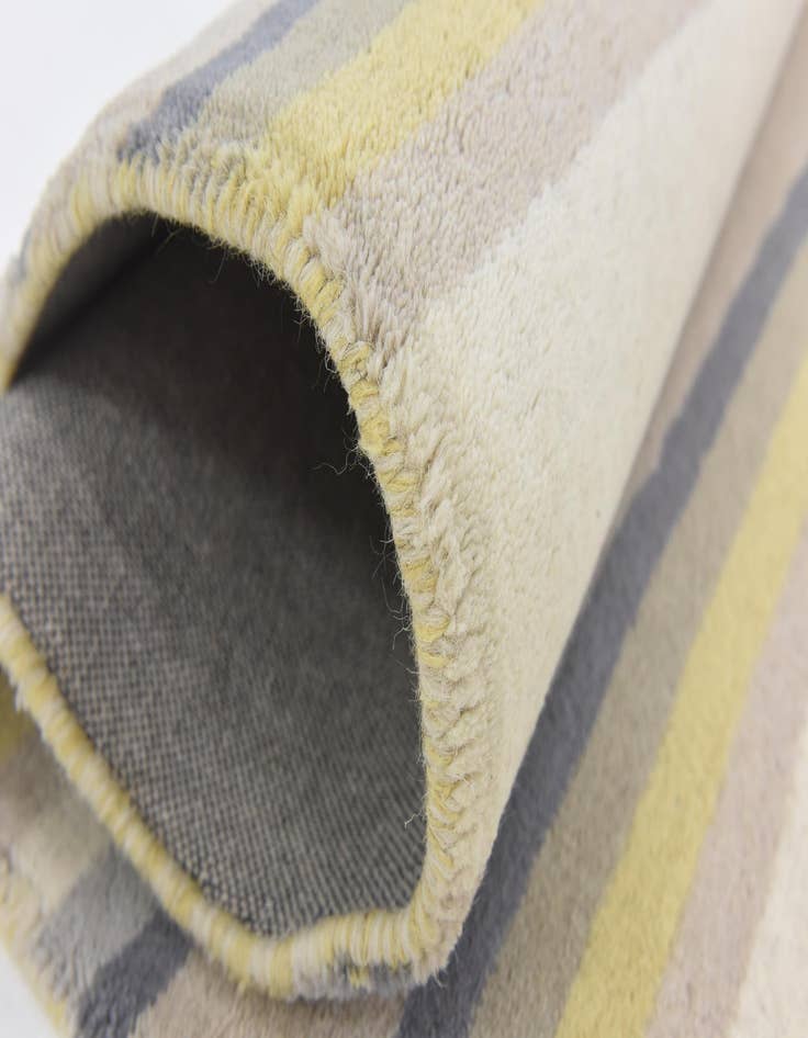 Detail image of  4' x 5' 8 Luna Wool Rug