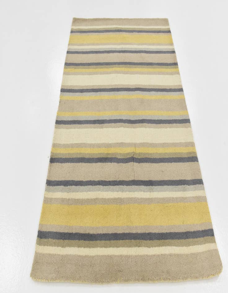 Detail image of  4' x 5' 6 Luna Wool Rug