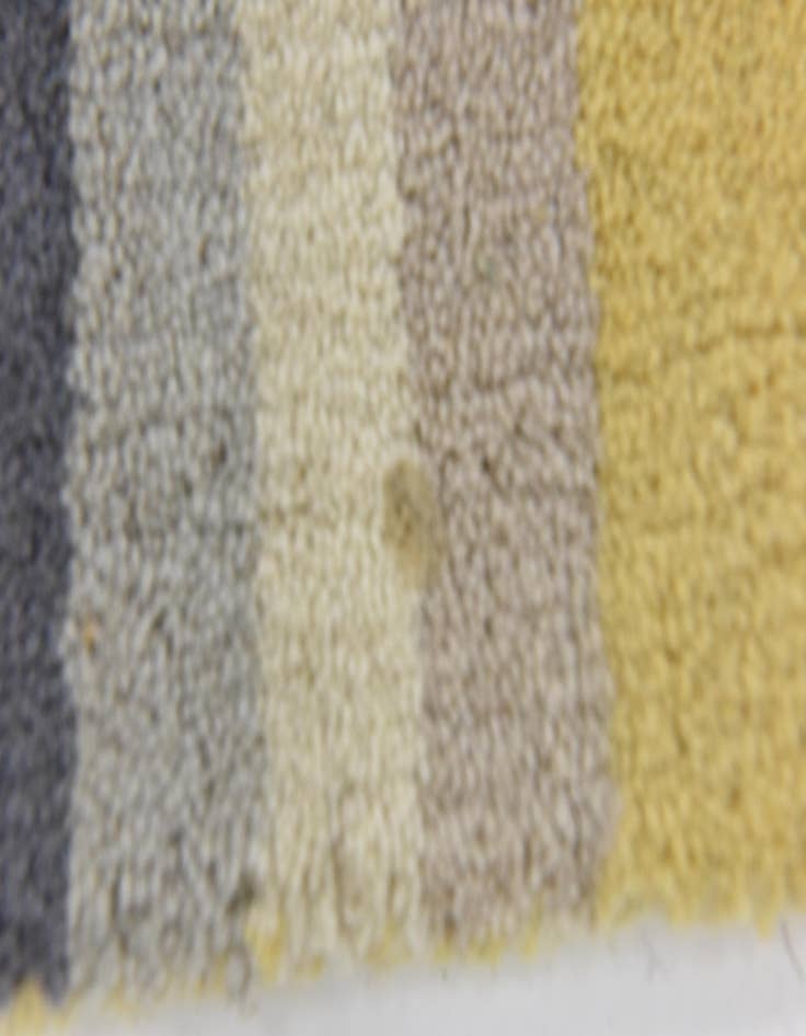 Detail image of  4' x 5' 7 Luna Wool Rug