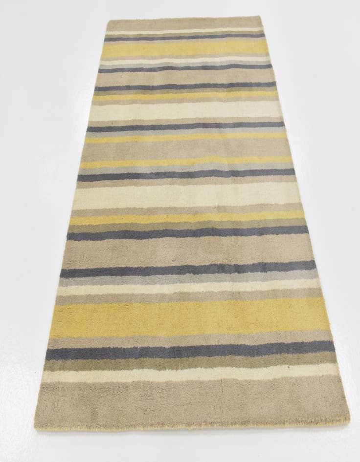 Detail image of  4' x 5' 7 Luna Wool Rug