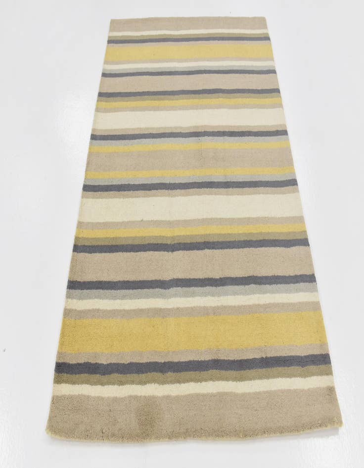 Detail image of  4' x 5' 6 Luna Wool Rug