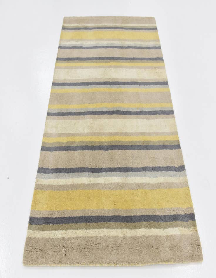 Detail image of  4' x 5' 7 Luna Wool Rug