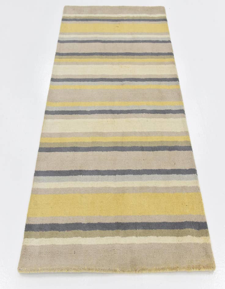 Detail image of  4' x 5' 7 Luna Wool Rug