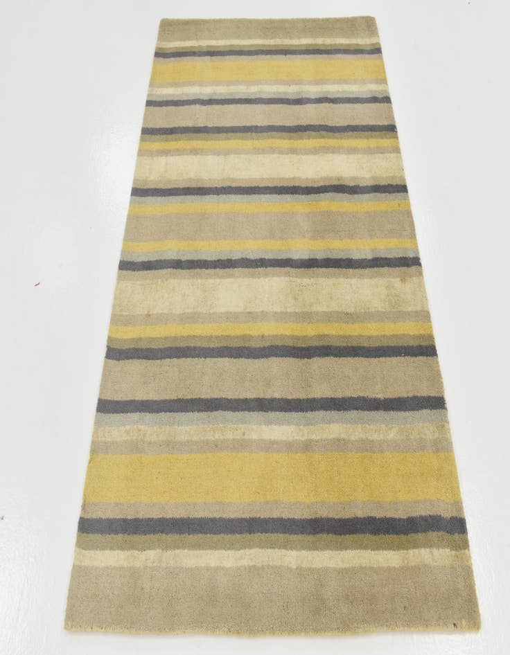 Detail image of  4' x 5' 7 Luna Wool Rug