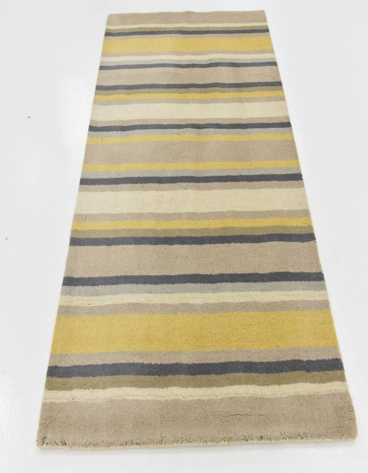 Detail image of  4' x 5' 7 Luna Wool Rug