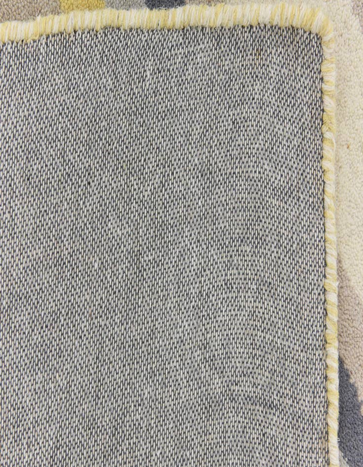 Detail image of  4' x 5' 7 Luna Wool Rug