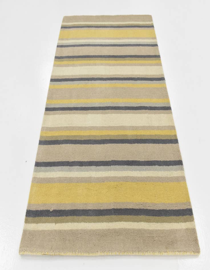 Detail image of  4' x 5' 7 Luna Wool Rug