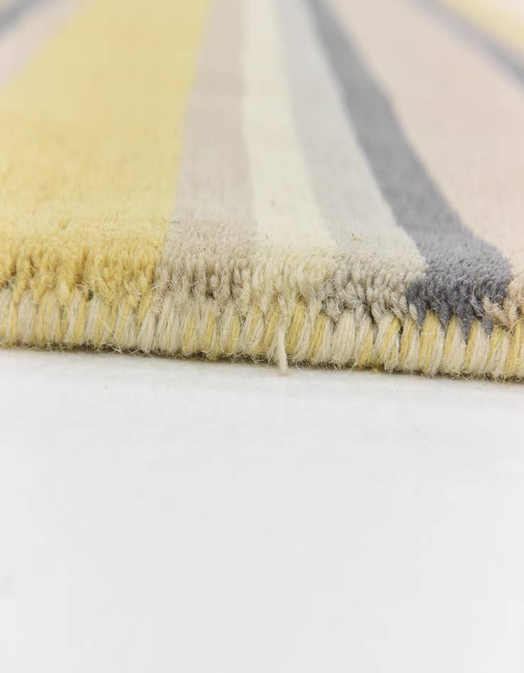 Detail image of  4' 2 x 5' 7 Luna Wool Rug