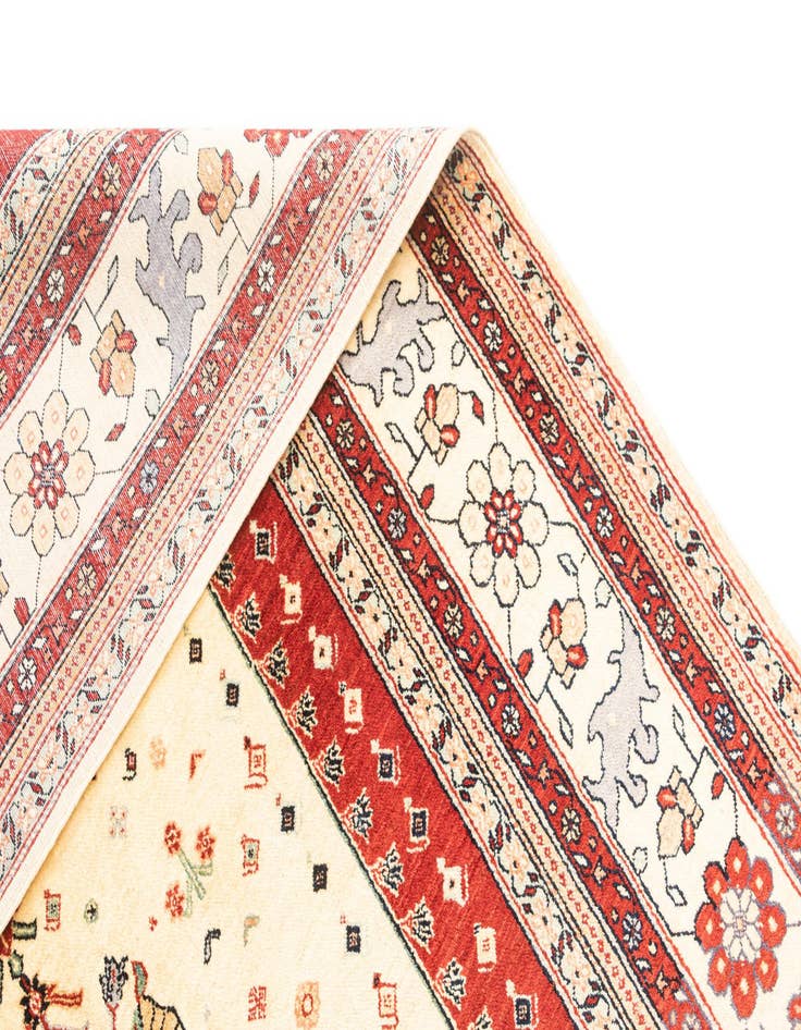 Detail image of  8' 1 x 11'  Hand Knotted Luribaft Rug