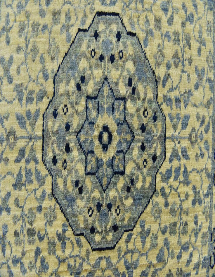 Detail image of  8' 5 x 11' 4  Hand Knotted Mamluk Ziegler Rug