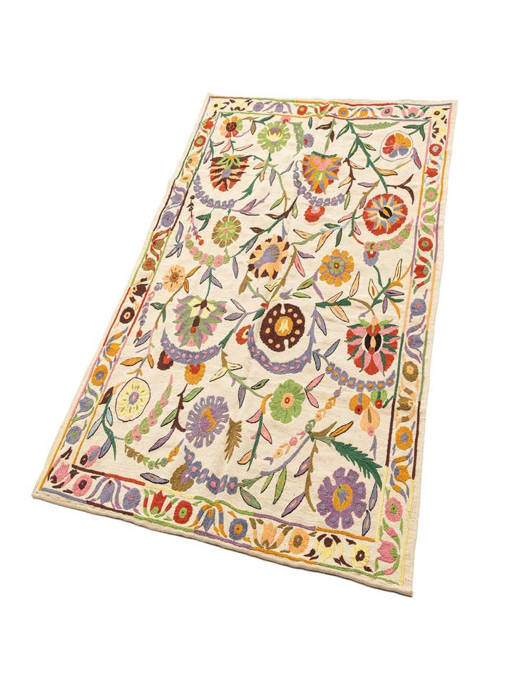 Detail image of 4' 9 x 6' 5 Hand Knotted Marok Kilim Rug