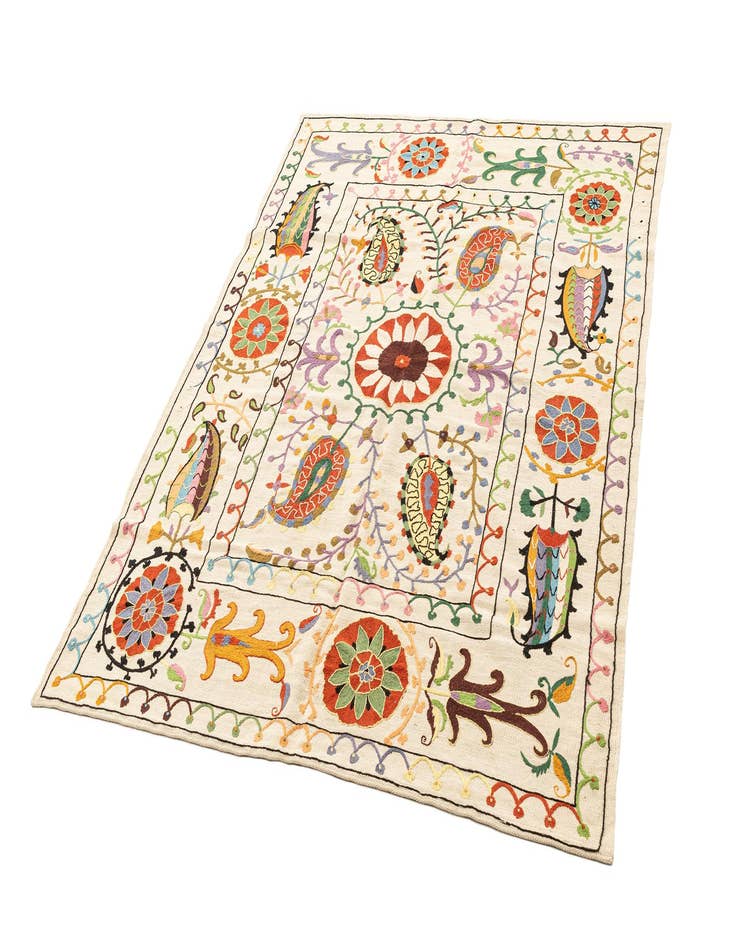 Detail image of 5' 6 x 7' 5 Hand Knotted Marok Kilim Rug