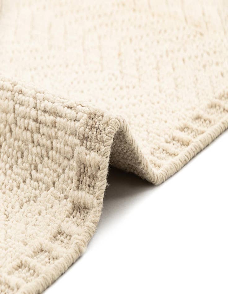 Detail image of  3' 1 x 12' 8  Hand Knotted Marok Kilim Rug