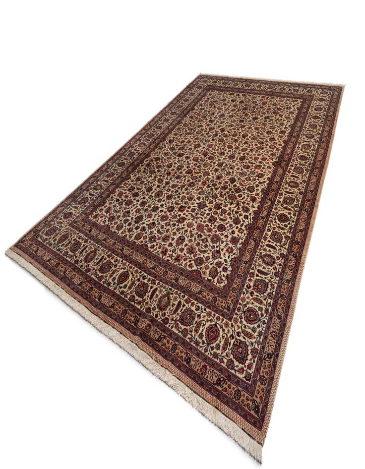 Detail image of  11' 7 x 17' 4 Mashad Wool Rug