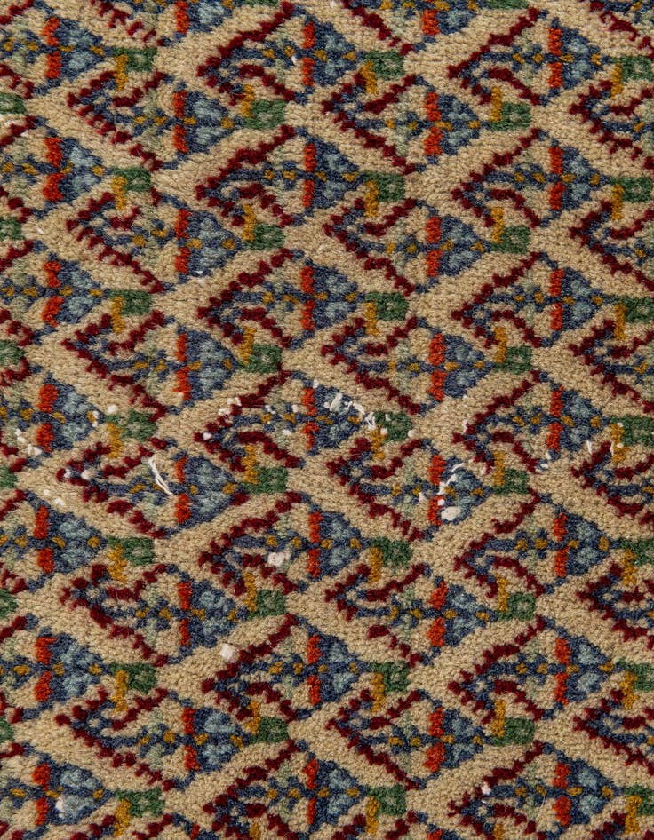 Detail image of  8' 1 x 11' 5  Hand Knotted Mir Wool Rug