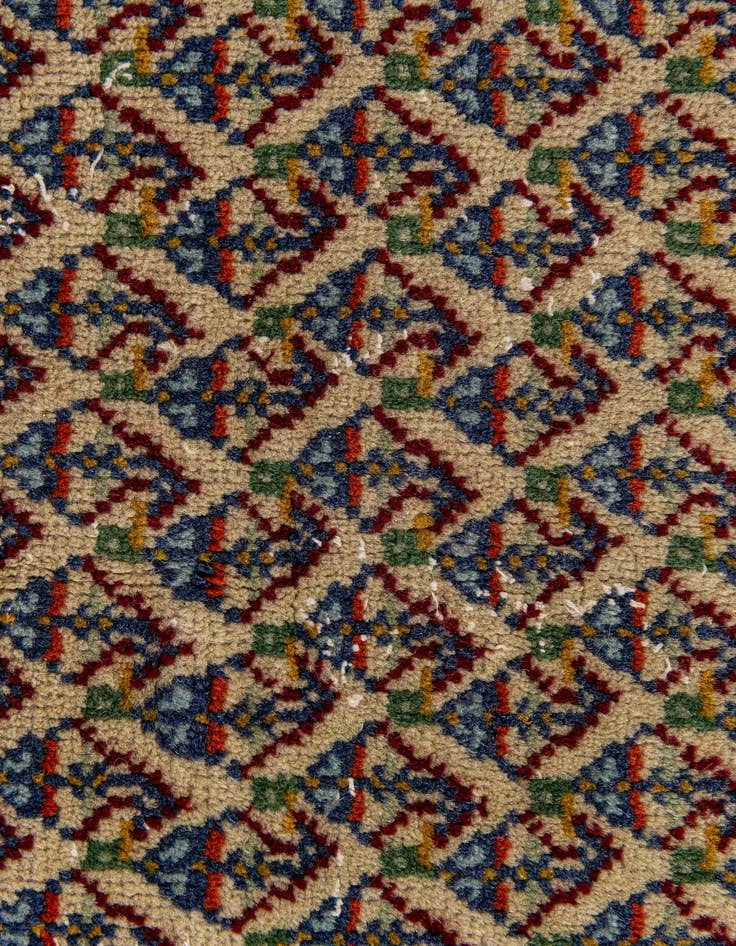 Detail image of  8' 1 x 11' 5  Hand Knotted Mir Wool Rug