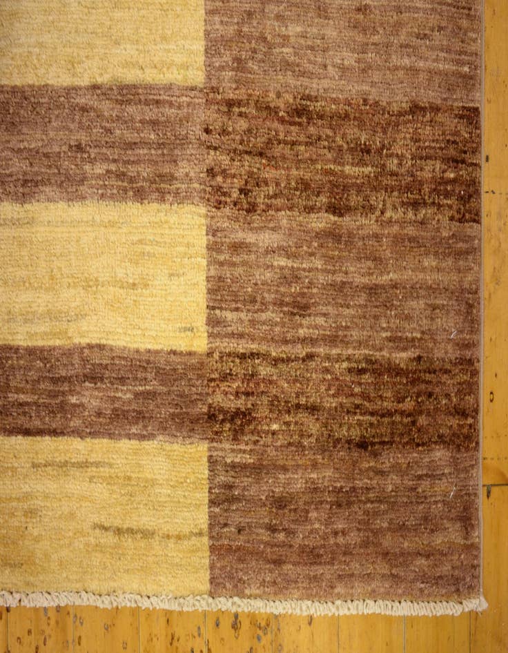 Detail image of  5' x 6'  Hand Knotted Modern Ziegler Oriental Rug
